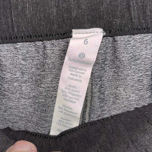 Lululemon Grey On the Fly Pants Size 6 - Picture 3 of 5